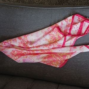 Tahari 100% silk scarf